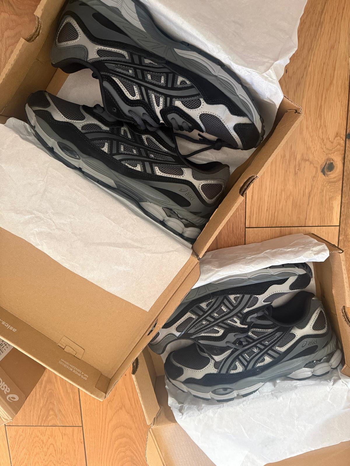 Asics Gel NYC - Graphite Black
