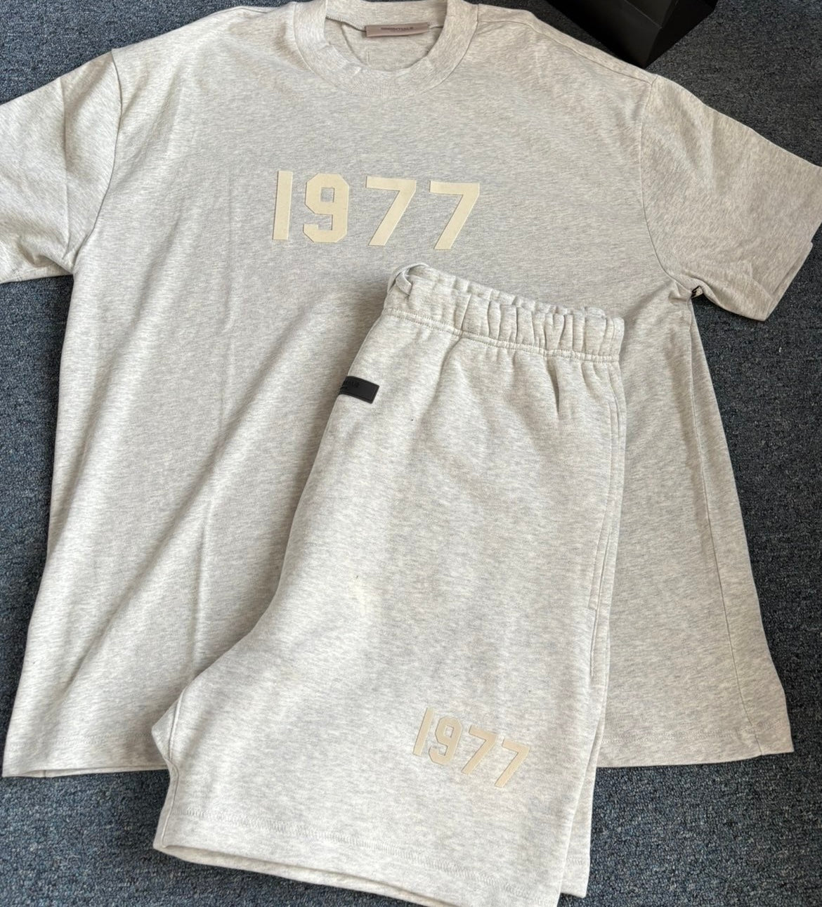 1977 ‘light oatmeal’ Short Set