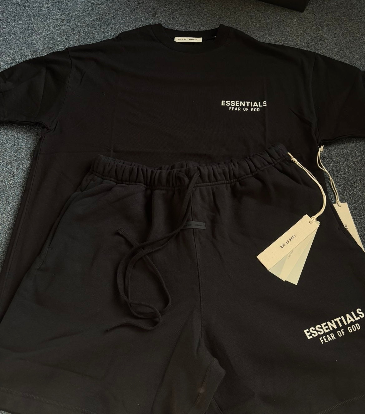 SS25 White/Black Short Set